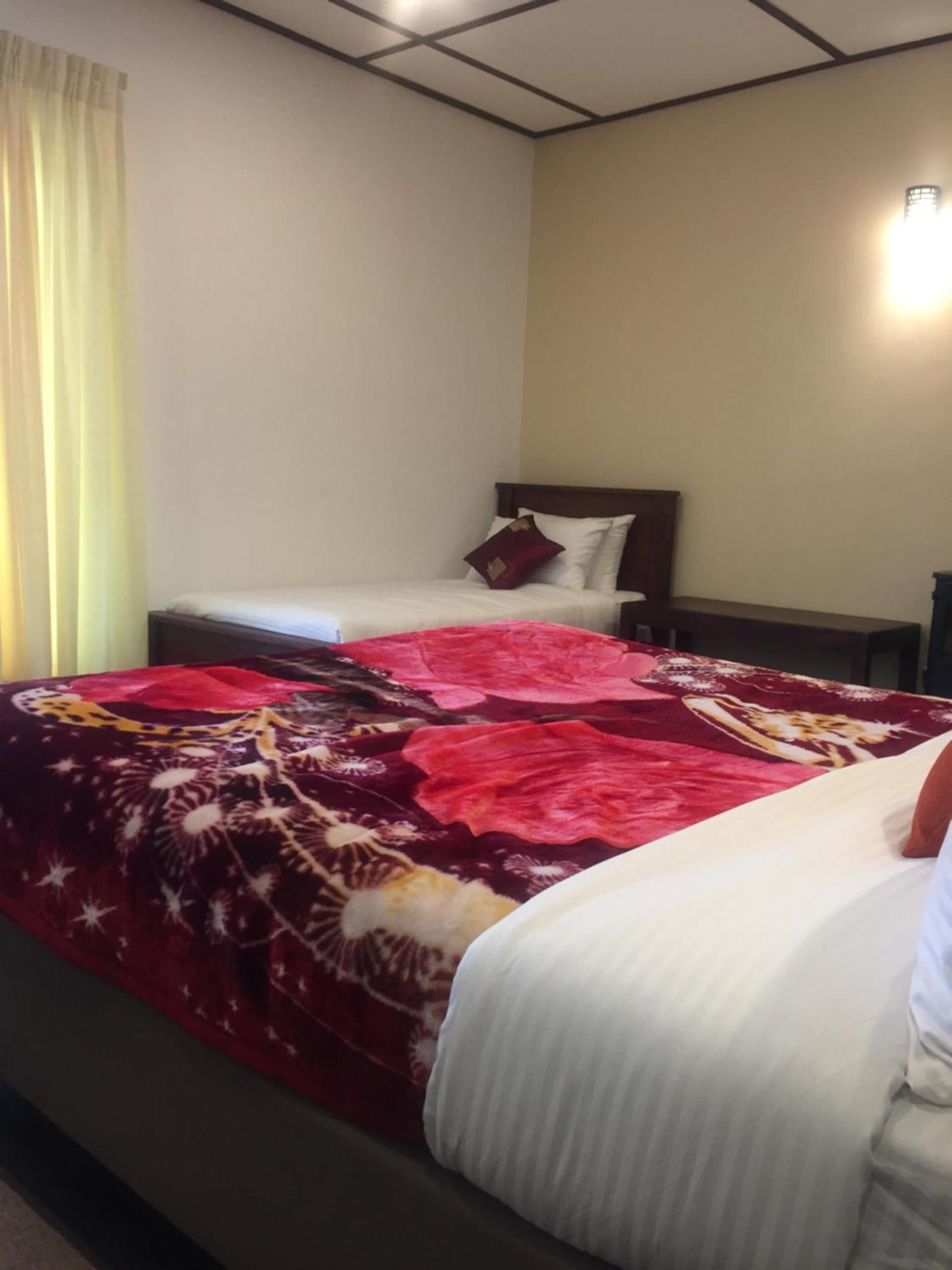Suriya Guest Hotell Nuwara Eliya Exteriör bild