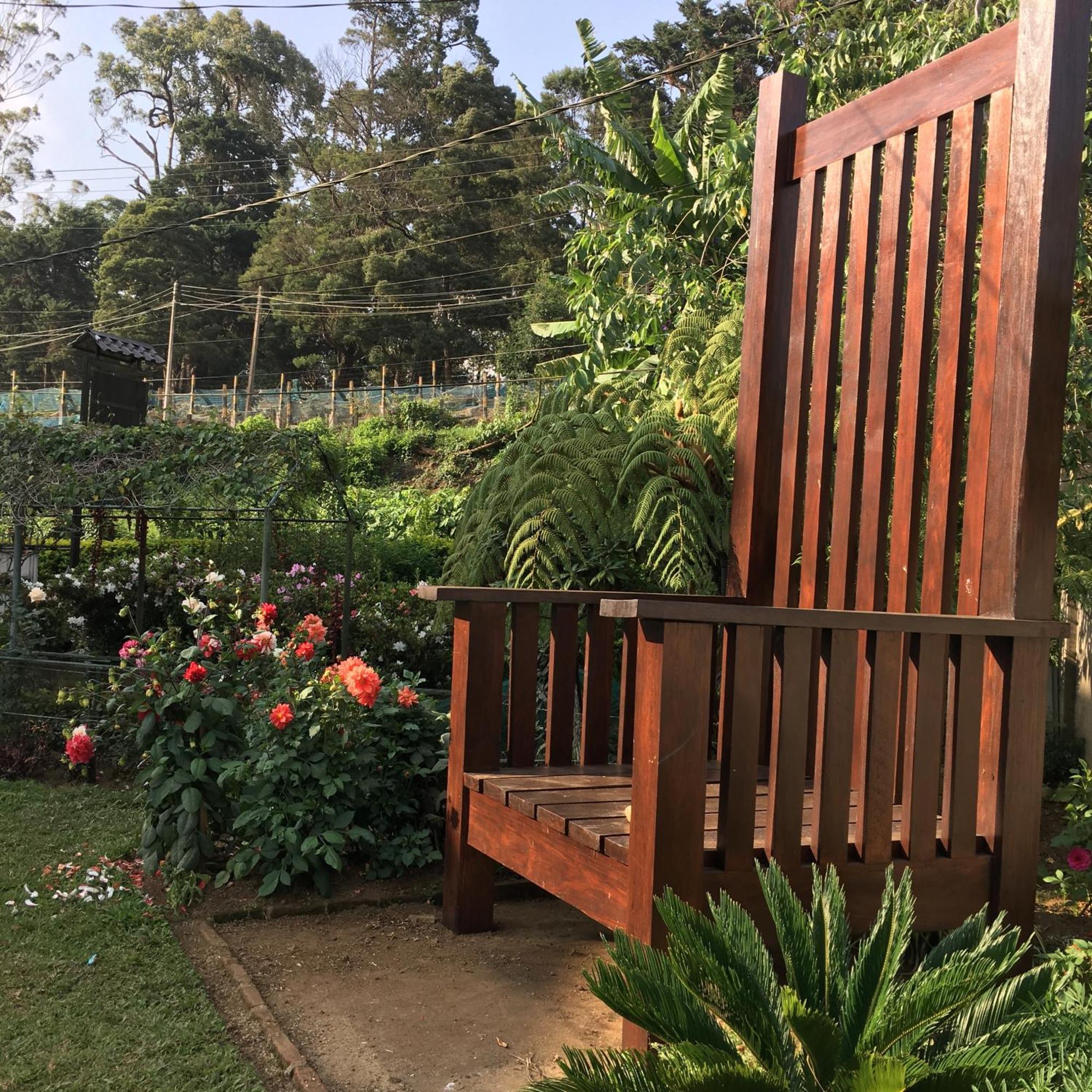Suriya Guest Hotell Nuwara Eliya Exteriör bild