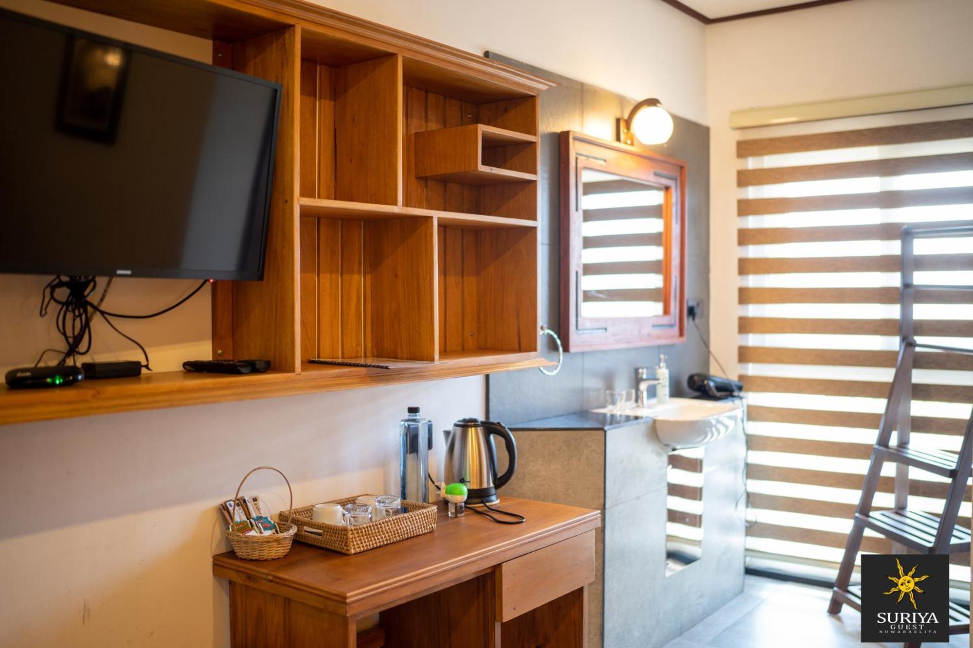 Suriya Guest Hotell Nuwara Eliya Exteriör bild